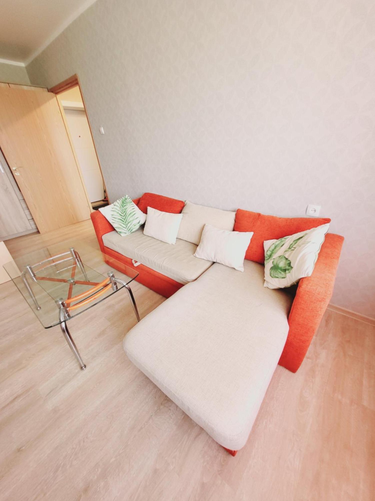 The Comfortable Apartment Tallinn Exteriör bild